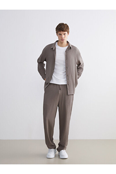 LC Waikiki بنطلون رجالي من Peak New Season ذو تصميم مريح ونسيج مميز