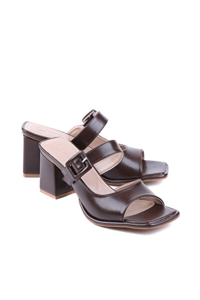 stato Κλασικές κομψές γυναικείες παντόφλες με τακούνι Magna Buckle