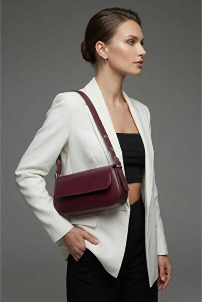 Swana Women's Miyase Covered Baguette Bag - Burgundy