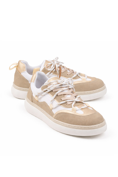 stato Κομψό καθημερινό γυναικείο sneaker με ρωμαϊκά κορδόνια