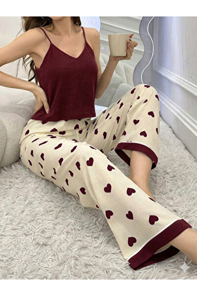 Biraltı Moda طقم بيجامة نسائية بحمالات رفيعة ونقشات