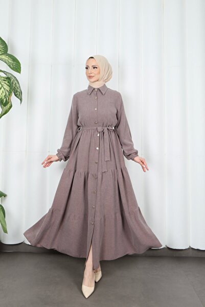HNT Hayrunnisa Tesettür Boydan Düğmeli Kuşaklı Katlı Elbise Kahverengi HNT8593