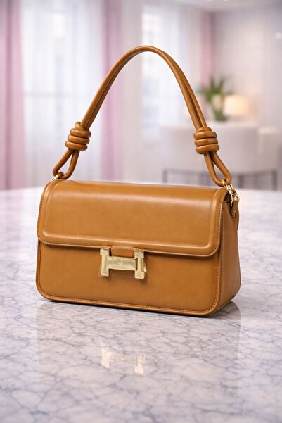 mothers dream Elegant Women’s Shoulder Handbag with Gold Lock Detail