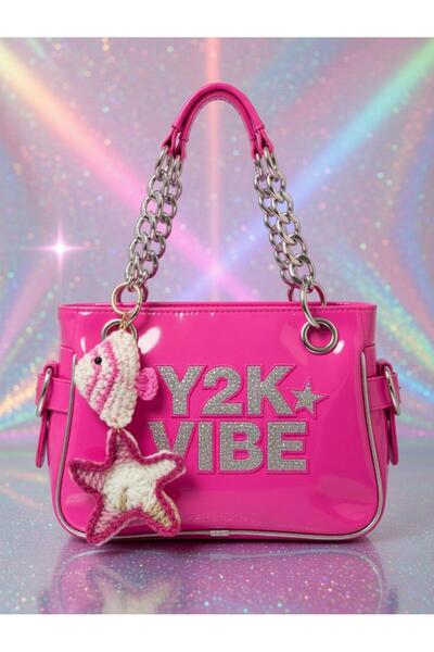 HENERA Knitted Pink and White Fish Figure Keychain - Charm - Accessory - Gift