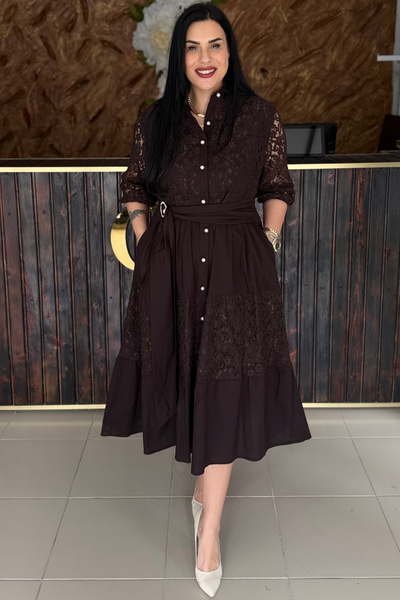 GÖKSEL İNCİ DÜĞMELİ KEMER DETAYLI DANTEL BÜYÜK BEDEN ELBİSE