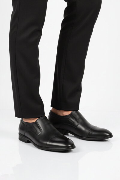 AYAKMOD Pantofi clasici pentru bărbați din piele naturală neagră premium 696 M