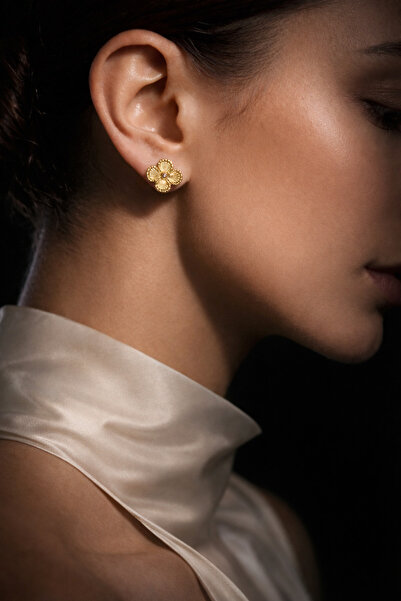 POYASE أقراط على شكل زهرة صغيرة منقوشة باللون الذهبي من Yonca، أنيقة للاستخدا...