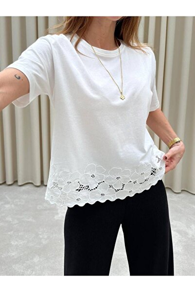 IŞILDA FASHION Λευκό μπλουζάκι με λεπτομέρεια Işılda fisto