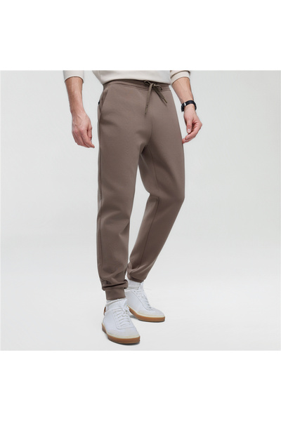 Giordano Men’s Slim Tapered Air Double Knit Joggers
