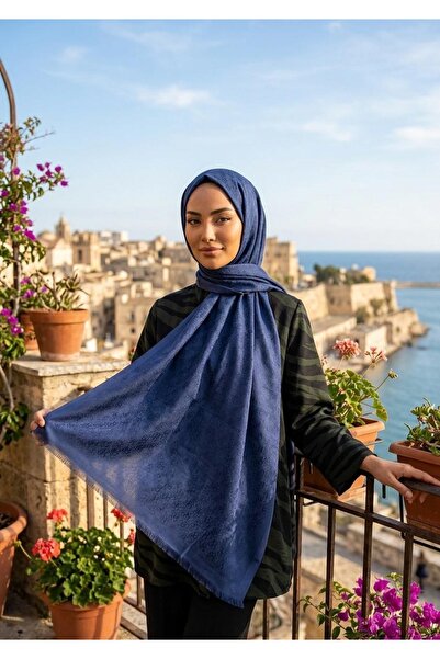 w white stars sports & wear Women-Girls Guees Pattern Double-Sided Shawl