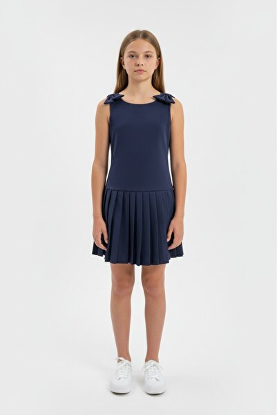 Toontoy Κοριτσίστικο φόρεμα με λαιμόκοψη ποδηλάτου, μηδενικά μανίκια, πιέτες ...