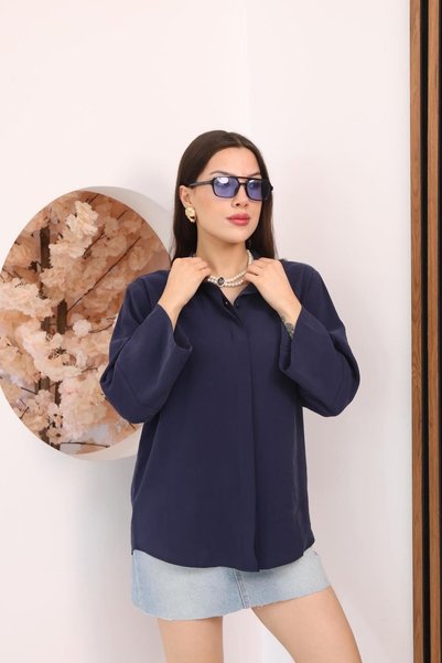 FAMODA Kadın Slim Fit Dar Kesim Vücuda Oturan Uzun Kollu Koyu Mavi Gömlek