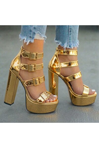 Tarz Topuklar Γυναικεία παπούτσια με τακούνι και χρυσή αγκράφα καθρέφτη Vesper