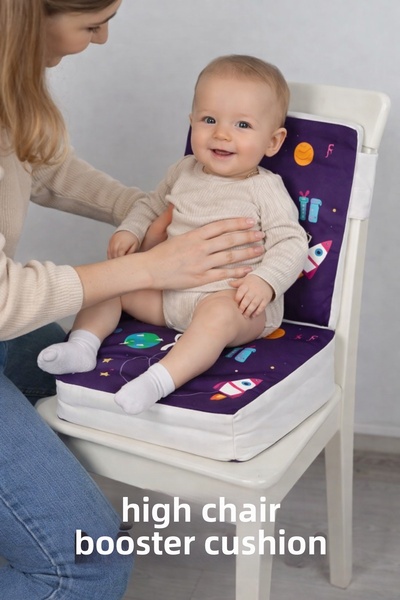 Weego كرسي مرتفع قابل للنقل وقابل للطي ومساحة معززة للكرسي