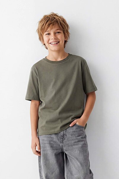 TRENDYOLKIDS Haki-Stone Плоска плетена тениска TKDSS25TS00009