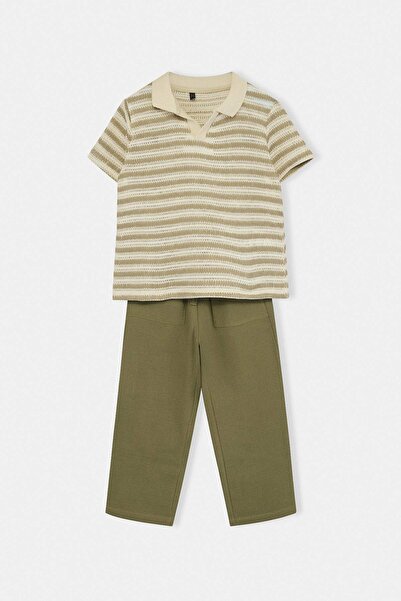 TRENDYOLKIDS Трикотажний комплект з фактурною фактурою TKDSS26AU00009