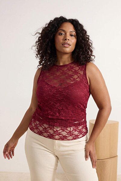Trendyol Curve Μπλούζα Βουργουνδίας με δαντέλα, χωρίς μανίκια, πλεκτή, σε μεγ...