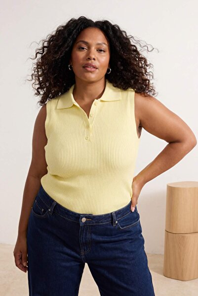 Trendyol Curve Κίτρινη καλοκαιρινή πλεκτή μπλούζα με λεπτή ριμπ ύφανση και γι...