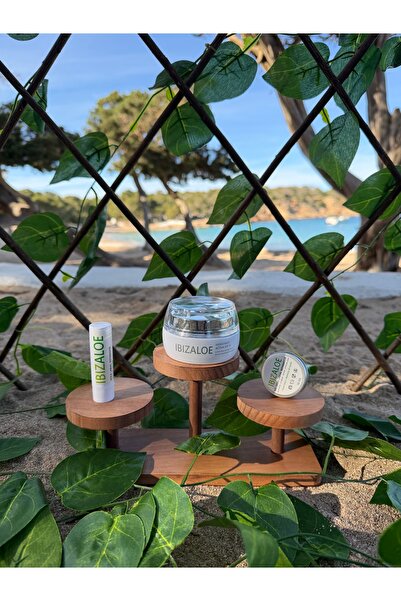 Ibizaloe SPF15 package (lip balm/moisturizing stick gift)