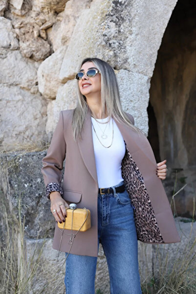 bytugcekaya Blazer cu guler șal căptușit cu leopard Camel