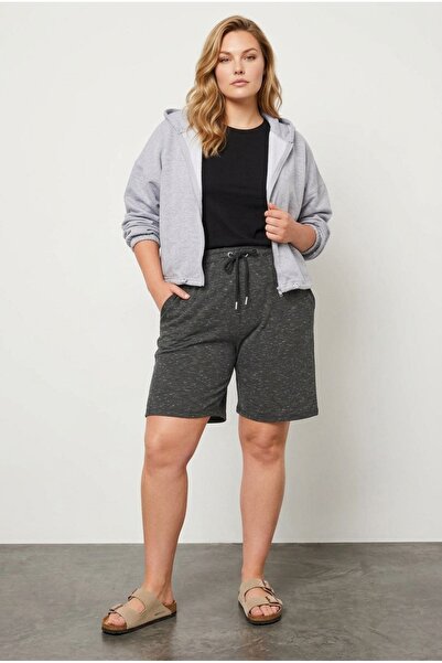 Stil Diva شورت بمقاس كبير مع جيوب وخصر مطاطي وقصة مريحة من القطن والفسكوز 303202