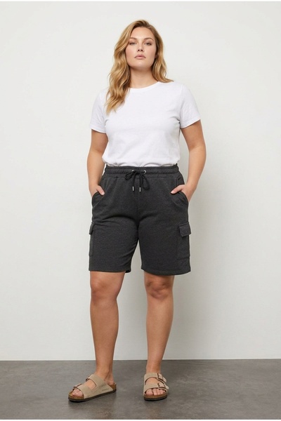 Stil Diva Μεγάλο σορτς Jogger με τσέπες με κορδόνι στη μέση 303196