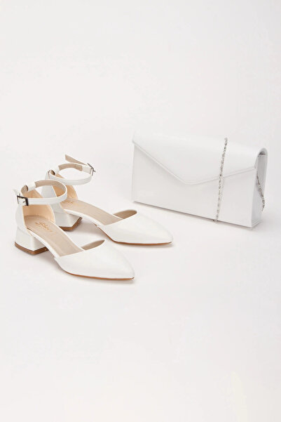 Miss Mitto Γυναικείο λευκό δέρμα από συνθετικό δέρμα με κοντό χοντρό τακούνι,...