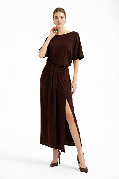By Yaren Yazıcı Women's Brown Batwing Short Sleeve Slit Draped Midi Length Bl...