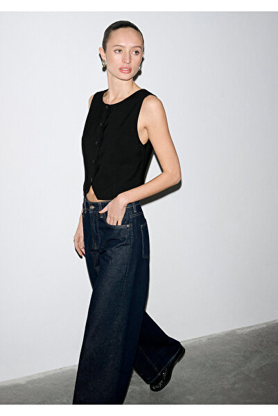 Mavi Back Detail Black Vest Cropped / Short Cut 1211516-900