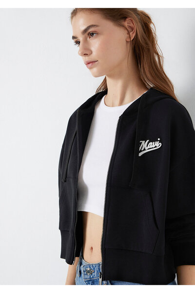 Mavi Schwarzes Sweatshirt mit Logo-Print und Reißverschluss 1S10486-900