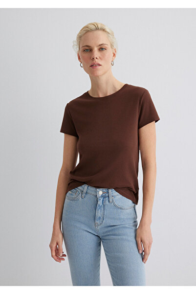 Mavi Коричнева футболка Slim Fit / Вузький крій 1613573-82599