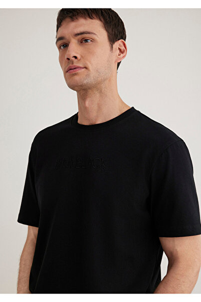 Mavi Tricou negru cu broderie neagră, croială normală 0612644-900