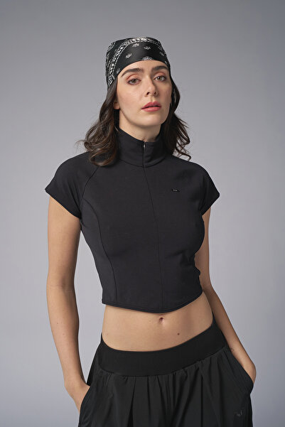 bilcee Women's Black Short Sleeve Collared Surfing Body 4059