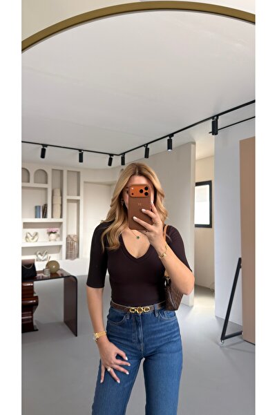 Sezgi Tekin Premium Σειρά V-Neck με μισό μανίκι Καφέ Βασική Μπλούζα