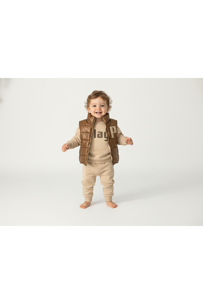 minço bebe طقم عيد للأولاد الصغار باللون البيج مع سترة وقميص
