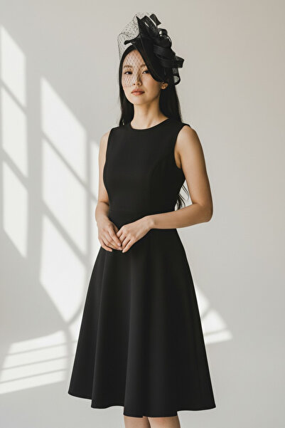 Miss Hat Elegant Black Sinamay Hat with Feather Veil