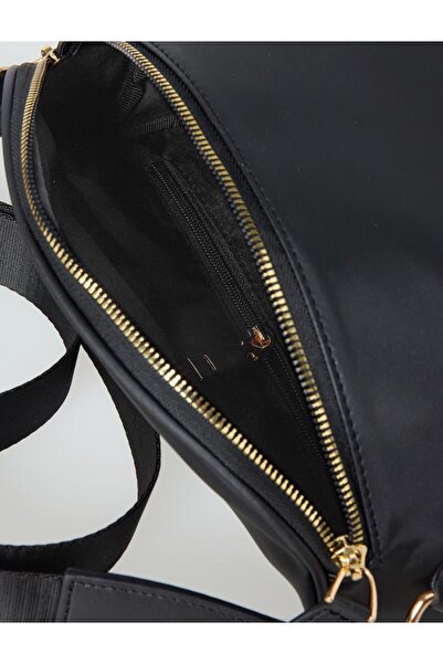 Jimmy Key Siyah Fermuarlı Ayarlanabilir Askılı Çanta