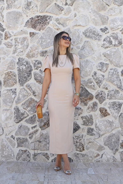 bytugcekaya Μπεζ φόρεμα μίντι με ίσια γραμμή, κοντά μανίκια και σκίσιμο στην ...