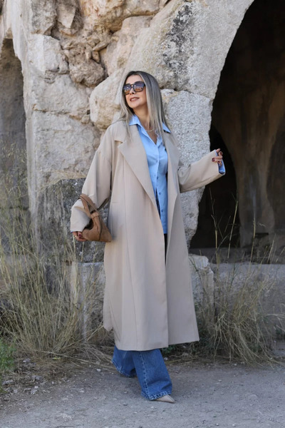 bytugcekaya Καμελ Στάνταρ Μέγεθος Καμπαρντίνα με λεπτομέρεια με επένδυση με λ...