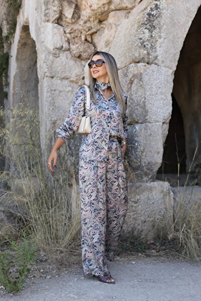 bytugcekaya Set eșarfă din satin cu model încolășit albastru închis