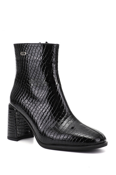 GÖNDERİ(R) حذاء نسائي أسود من جلد التمساح بسحّاب ومقدمة مسطحة وكعب سميك