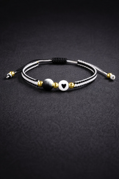 Crystal Atelier Black and White Heart Macramé Fan Bracelet Adjustable Minimal...
