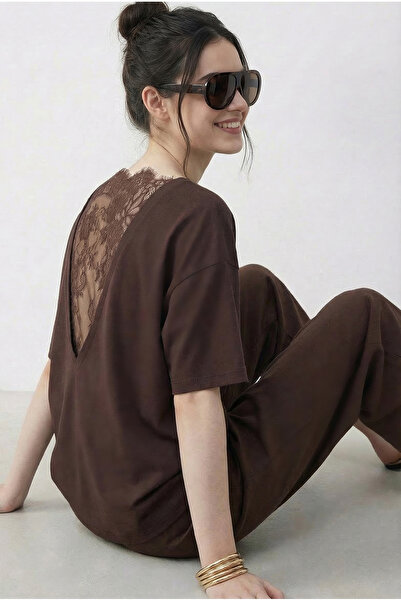 Bianco Lucci Γυναικείο T-Shirt με λεπτομέρεια V στην πλάτη Δαντέλα Scuba over...