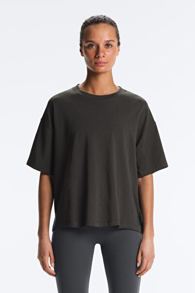 Cotton blend, short sleeve, boxy T-shirt