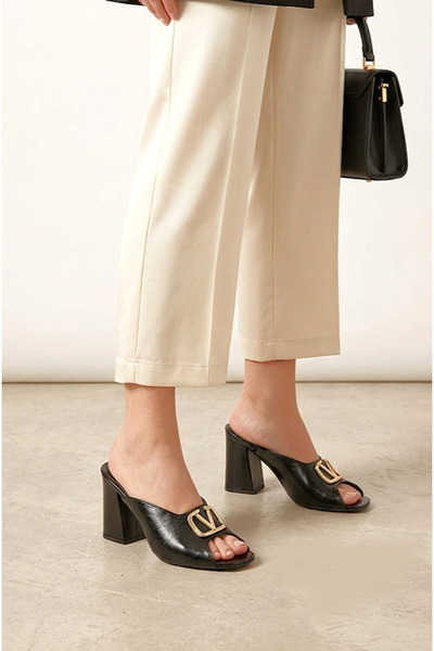 Gökhan Talay حذاء سورايا ذو نعل مرن ناعم غير قابل للانزلاق (8 سم) أسود من الج...