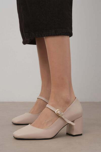 Mio Gusto Alda Bej Renk Küt Burunlu Kadın Topuklu Ayakkabı