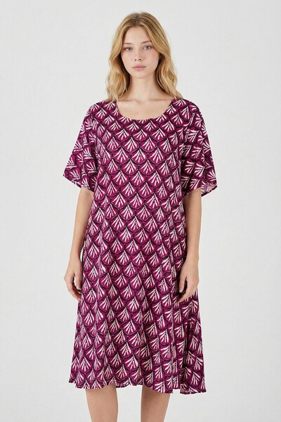 loia Γυναικείο φούξια φόρεμα με λαιμόκοψη U και κοντό μανίκι, μήκους midi, με...