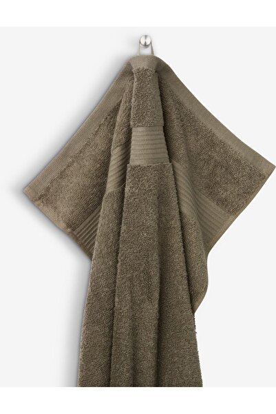 RootRise منشفة حمام ذهبية من كارلستاد مقاس 70x140 باللون الأخضر الزيتوني كرون...