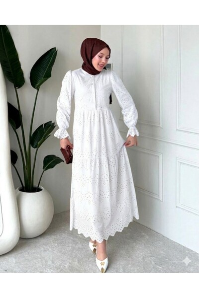 Modamorfo Rochie Robadan cu detalii din dantela si jumatate de nasturi -alba