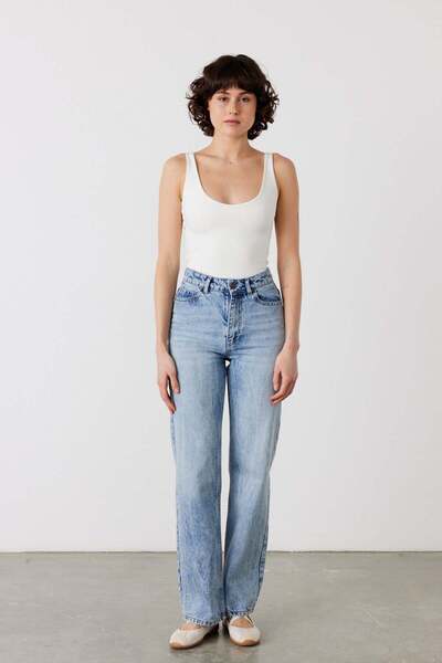 FACETTE Blugi Tina cu croială dreaptă, albastru